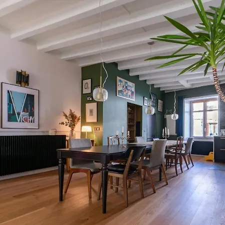 Hébergement de vacances Grande Maison - Maison De Et