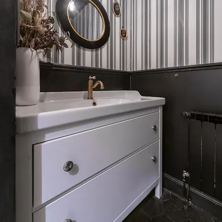 Grande Maison - Maison De Et Hébergement de vacances Cusset