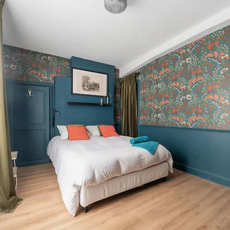 Grande Maison - Maison De Et Hébergement de vacances Cusset