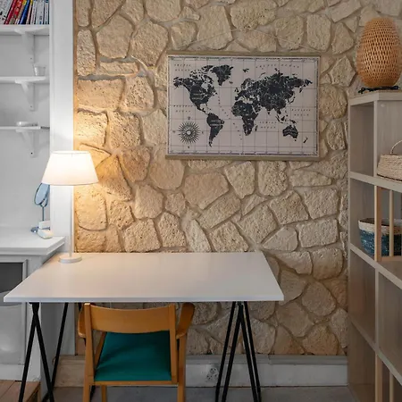 Hébergement de vacances Grande Maison - Maison De Et *